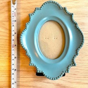 Small vintage picture frame